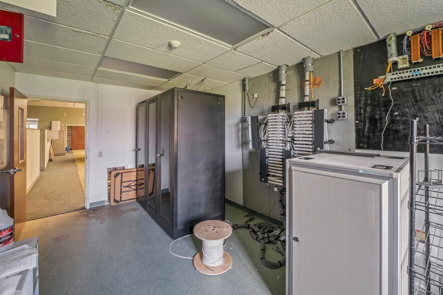 More Photos Of 614 Union Rd, Vineland Office For Sale