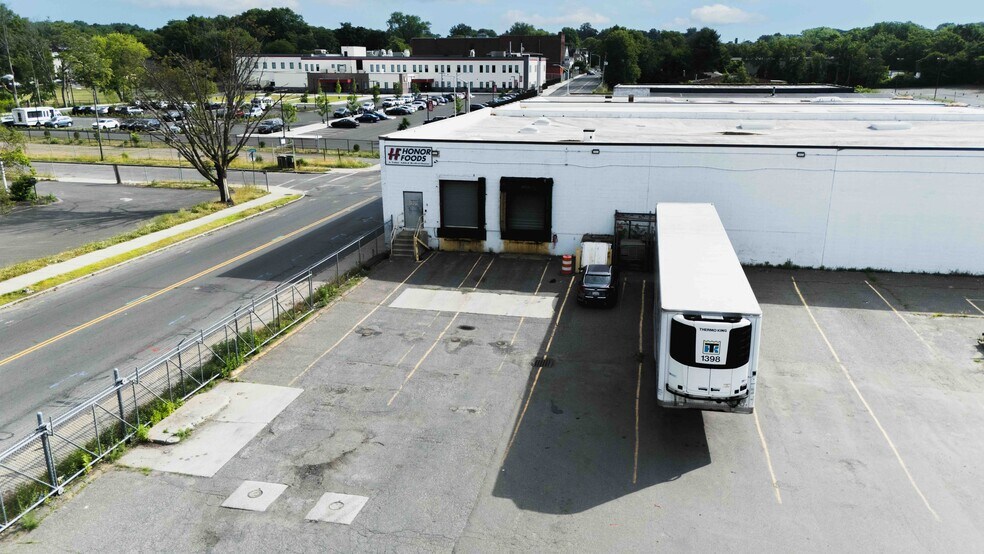 More Photos Of 207 Liberty St, Springfield Food Processing For Sale