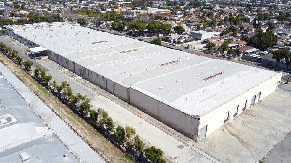 More Photos Of 1363 S Bonnie Beach Pl, Commerce Warehouse For Lease
