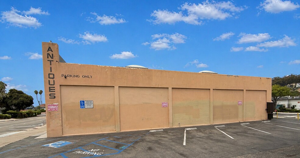 More Photos Of 457 E Thompson Blvd, Ventura Freestanding For Sale