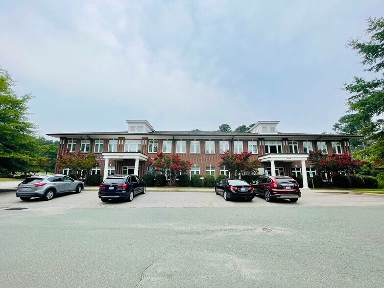 More Photos Of 5003 Southpark Dr, Durham Medical For Sale
