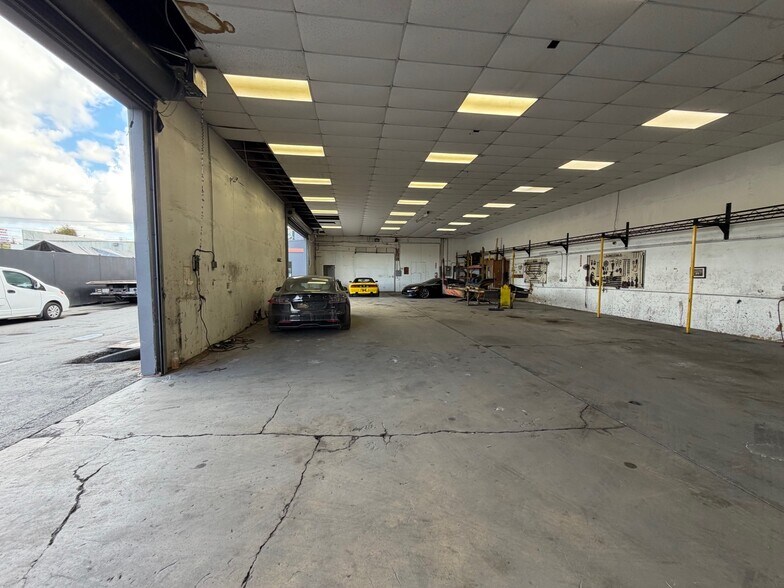 More Photos Of 9742 Artesia Blvd, Bellflower Auto Repair For Lease