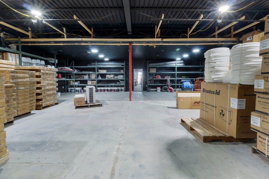 More Photos Of 6609 E 82nd St, Indianapolis Storefront Retail Office For Sale