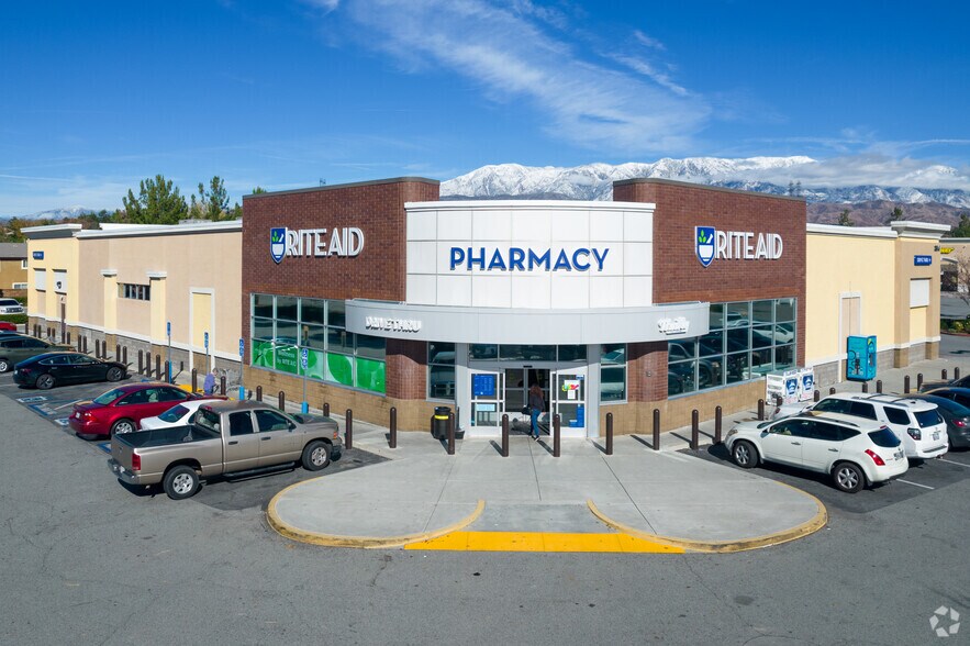 More Photos Of Oak Valley Pky, Beaumont Unknown For Lease