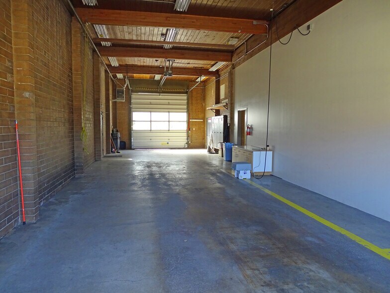 More Photos Of 14480 SW Jenkins Rd, Beaverton Flex For Sale