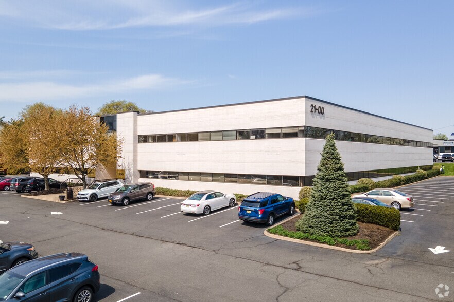 More Photos Of 21-00 State Route 208, Fair Lawn Office For Lease