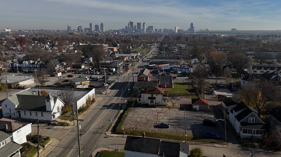 More Photos Of 369-371 S Central Ave, Columbus Bar For Sale