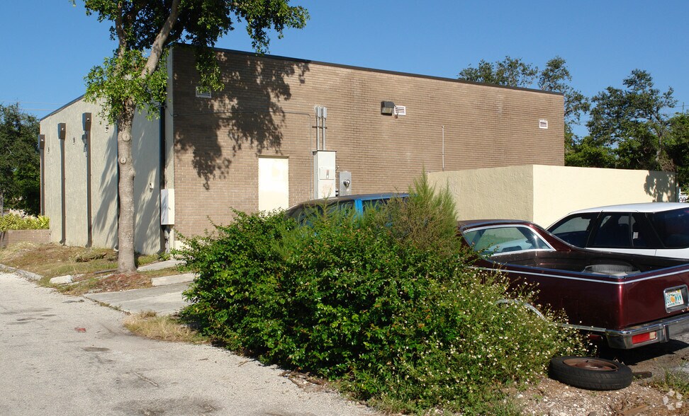 More Photos Of 10950 Wiles Rd, Coral Springs Freestanding For Lease