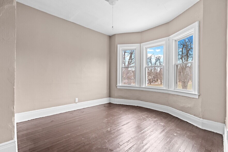 More Photos Of , Buffalo General Retail For Sale