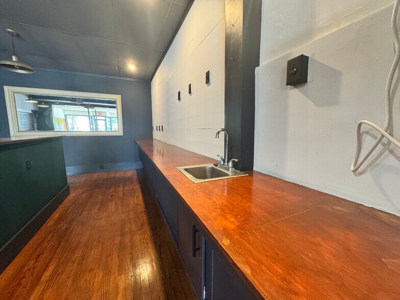 More Photos Of 26 Child St, Warren Apartments For Sale