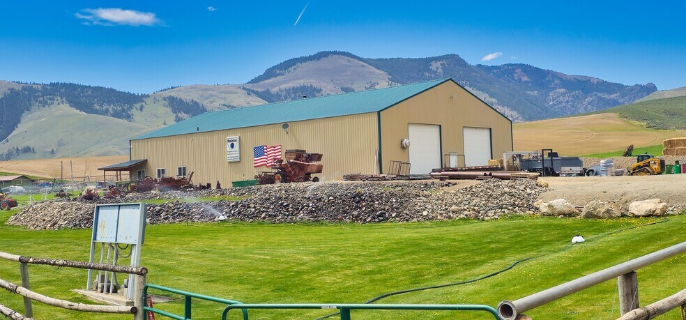 More Photos Of 115 Williams Creek Rd, Salmon Warehouse For Sale