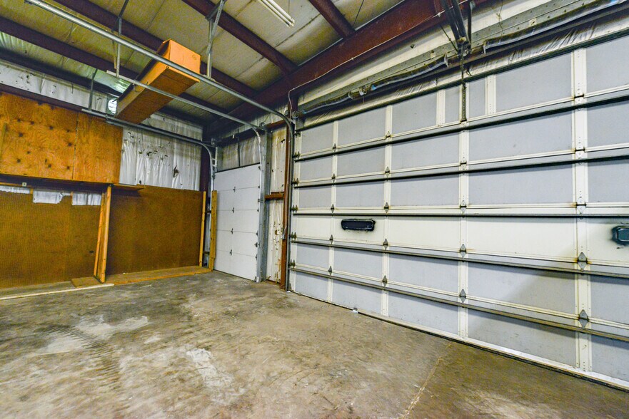 More Photos Of 6556 Jonas Pl, Berkeley Warehouse For Sale