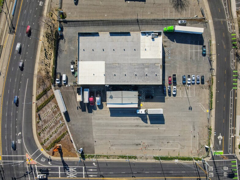 More Photos Of 1450 Richards Blvd, Sacramento Auto Dealership For Sale