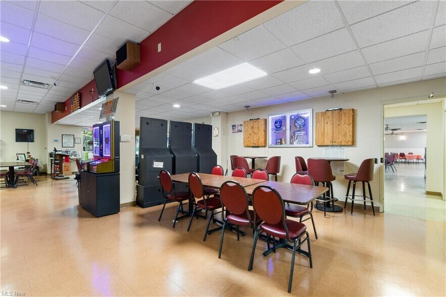 More Photos Of 6483 State Rd, Parma Office For Sale