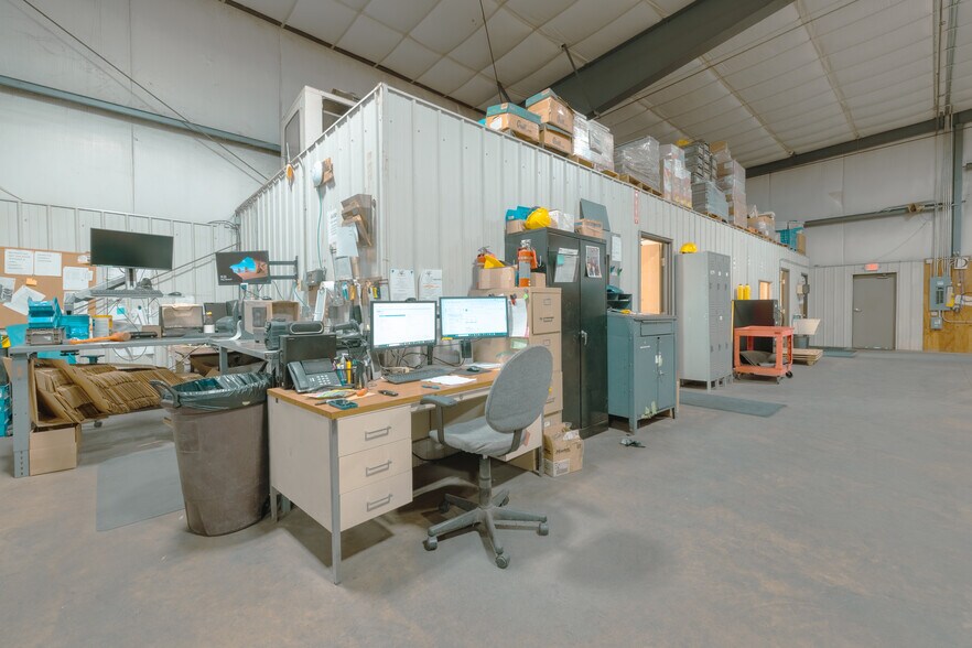 More Photos Of 2250 Hall Ave, Benson Warehouse For Sale