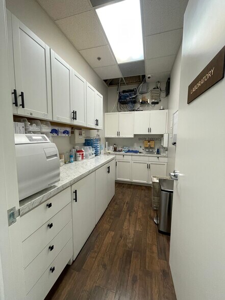 More Photos Of 550 Plaza Dr, Folsom Office For Sale