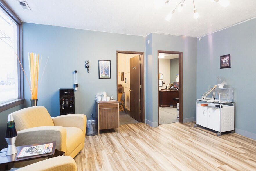 More Photos Of 2002 Fruitvale Blvd, Yakima Warehouse For Sale