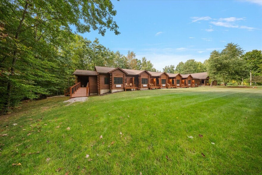 More Photos Of 3943 N Skookum Rd, Luther Hotel For Sale