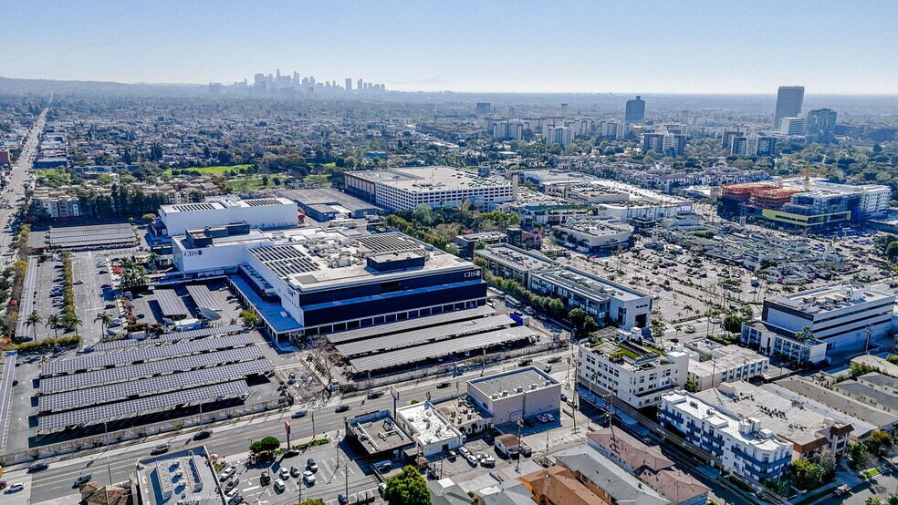 More Photos Of 109-111 N Fairfax Ave, Los Angeles Storefront For Sale