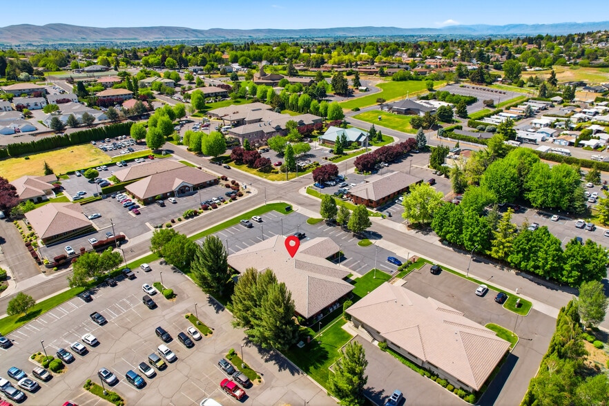 More Photos Of 801 N 39th Ave, Yakima Office For Sale