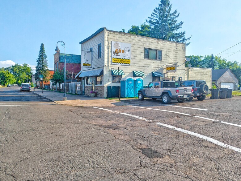 More Photos Of 1828 Iowa Ave, Superior Storefront Retail Residential For Sale