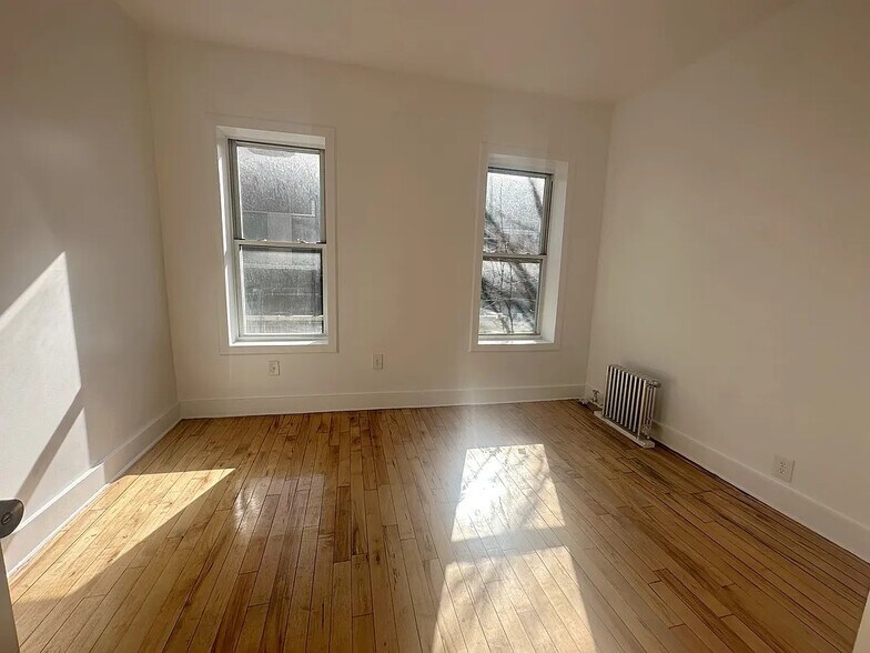 More Photos Of 174 W 137th St, New York Multifamily For Sale
