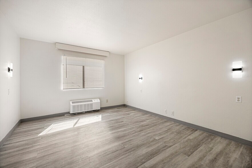 More Photos Of 1000 S Freeway, Tucson Rehabilitation Center For Sale