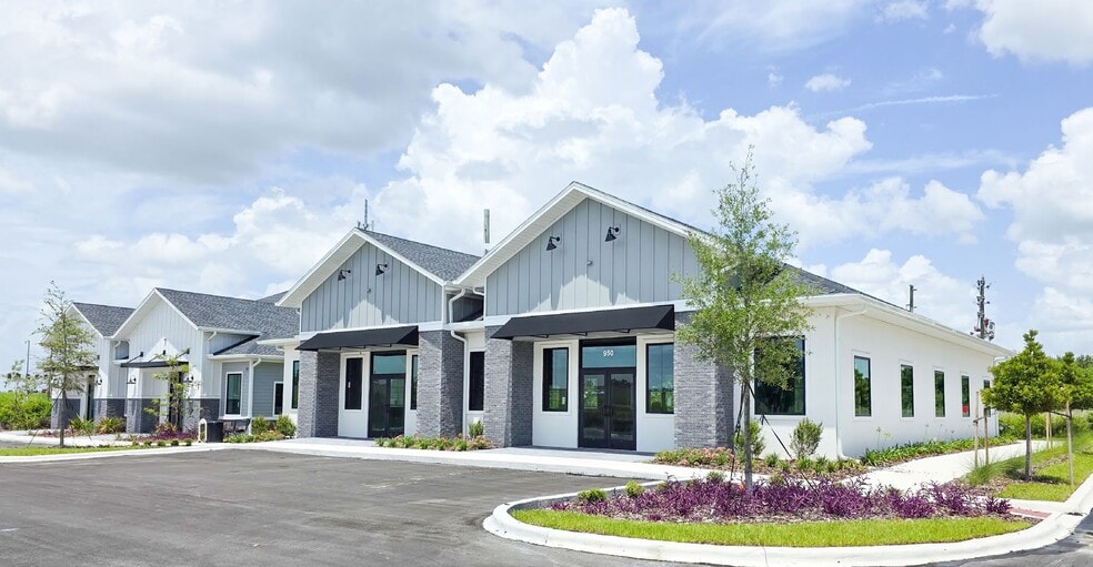 Primary Photo Of 950 Windermere rd, Winter Garden Medical For Sale
