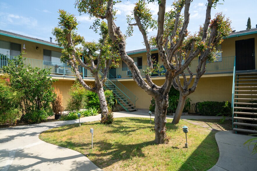 More Photos Of 1817 2nd St, Duarte Apartments For Sale