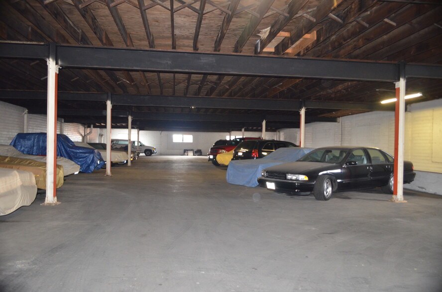 More Photos Of 125 W North St, Lima Office For Sale