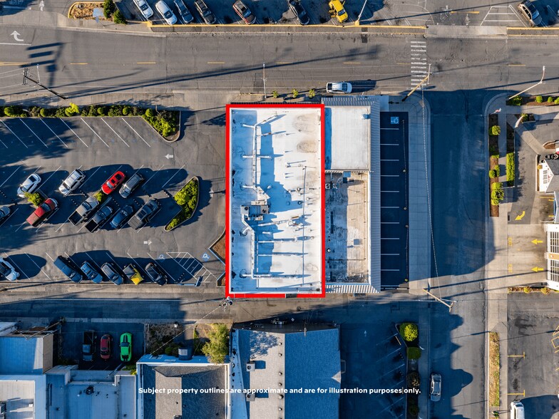 More Photos Of 239 SE G St, Grants Pass General Retail For Sale