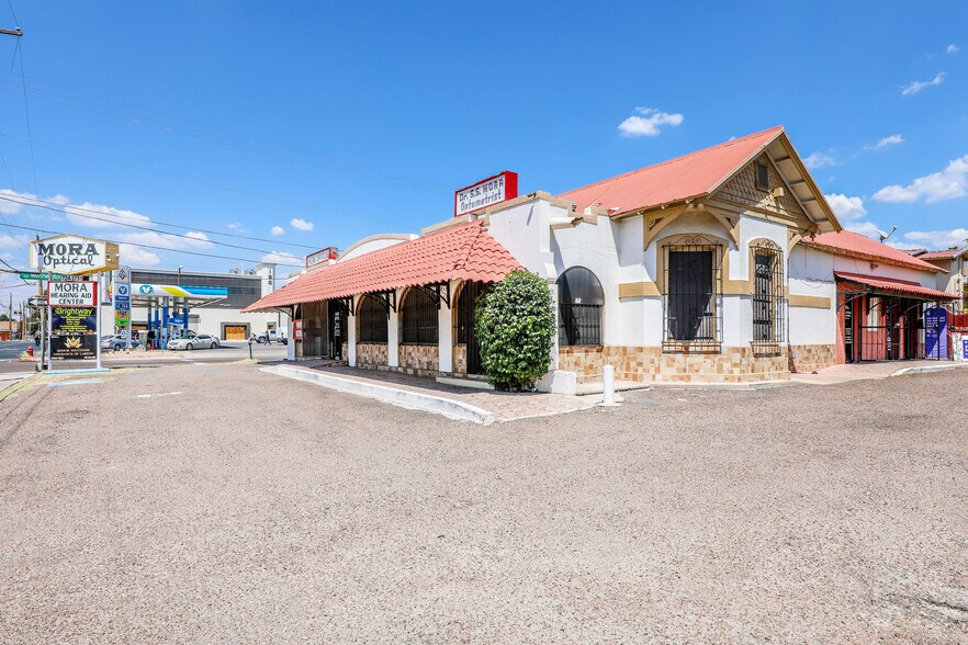 More Photos Of 1019 San Bernardo Ave, Laredo Office For Sale