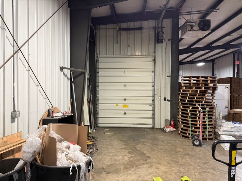 More Photos Of 1200 Morgantown Ave, Fairmont Warehouse For Sale