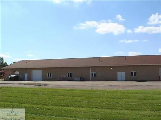 More Photos Of 435 Packard Hwy, Charlotte Manufacturing For Lease