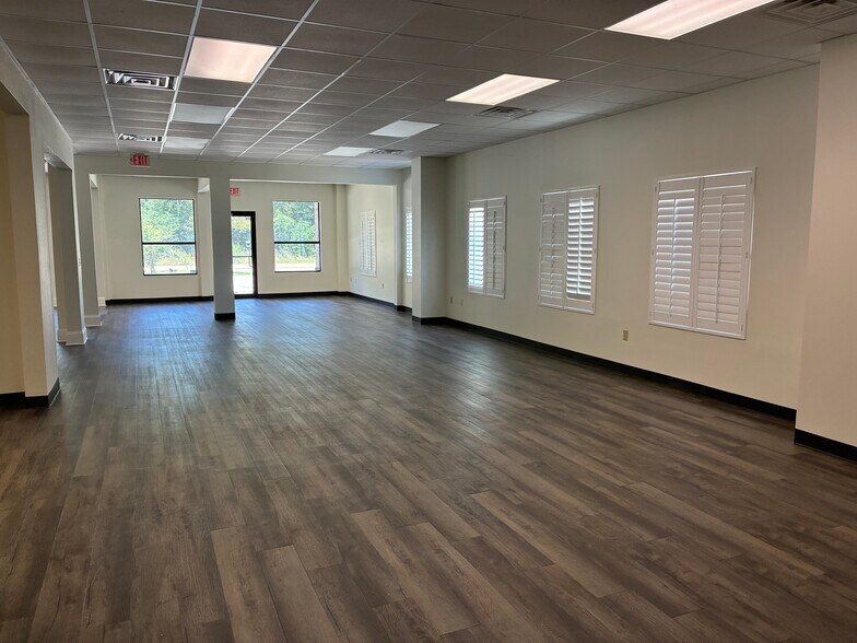 More Photos Of 69185 Sky Brook Rd, Mandeville Warehouse For Lease