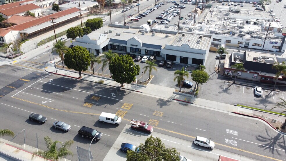 More Photos Of 5800-5812 Pacific Blvd, Huntington Park Office For Sale