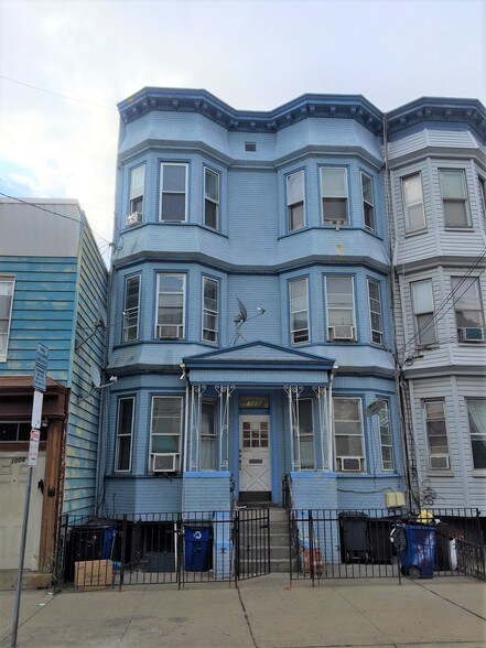 Primary Photo Of 1006 Summit Ave, Jersey City Apartments For Sale