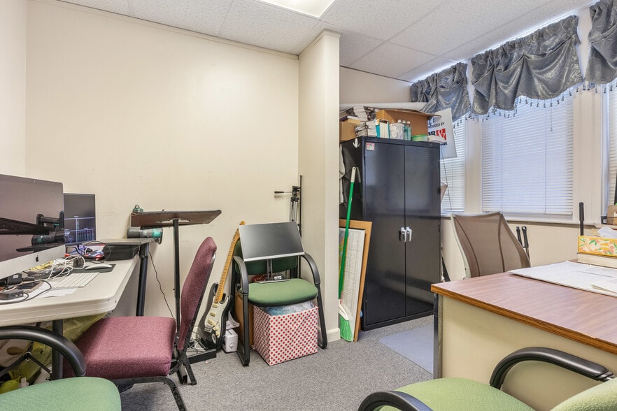 More Photos Of 1 C St, Framingham Religious Facility For Sale