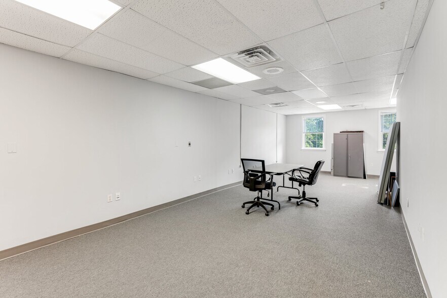 More Photos Of 168 Franklin Corner Rd, Lawrenceville Medical For Sale