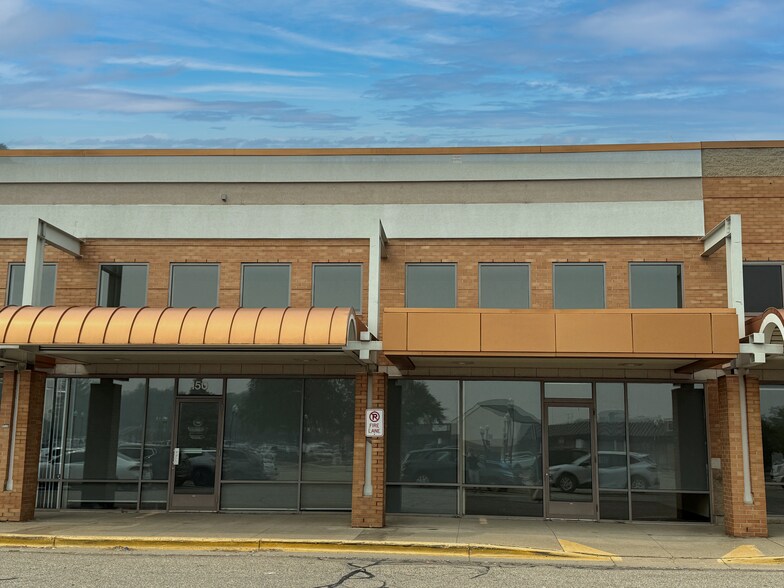 More Photos Of 5211 Cherry Ave, Hudsonville Freestanding For Lease