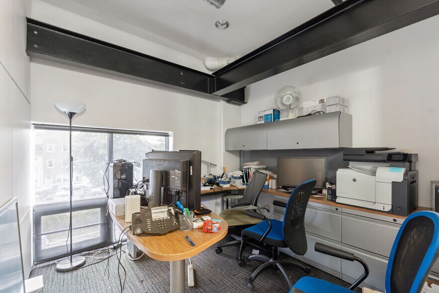 More Photos Of ,  Unknown For Sale