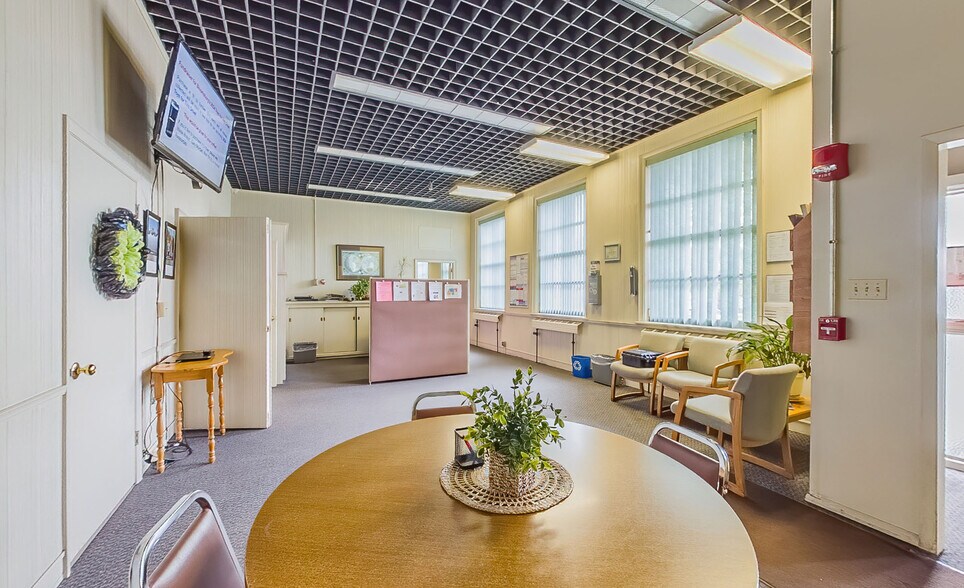 More Photos Of 480 W 5th St, Bloomsburg Manufacturing For Sale