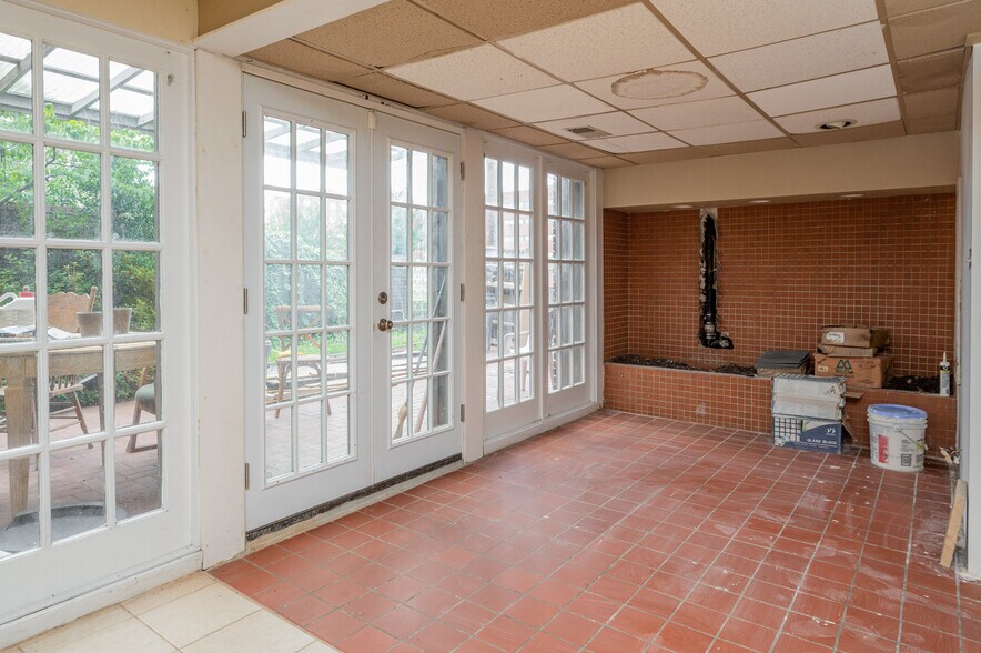More Photos Of 730 Memorial Dr, Bessemer Medical For Sale