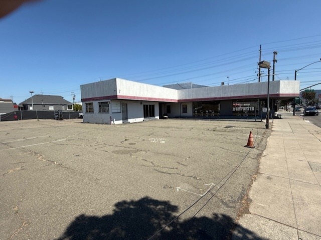 More Photos Of 1825 Park St, Alameda Auto Dealership For Sale