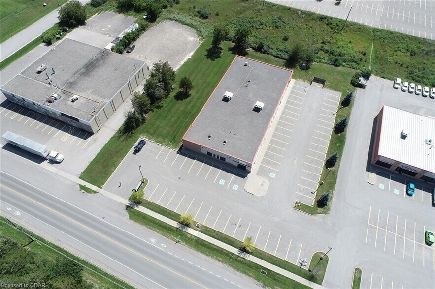 More Photos Of 71 Adam St, Belleville Office For Lease