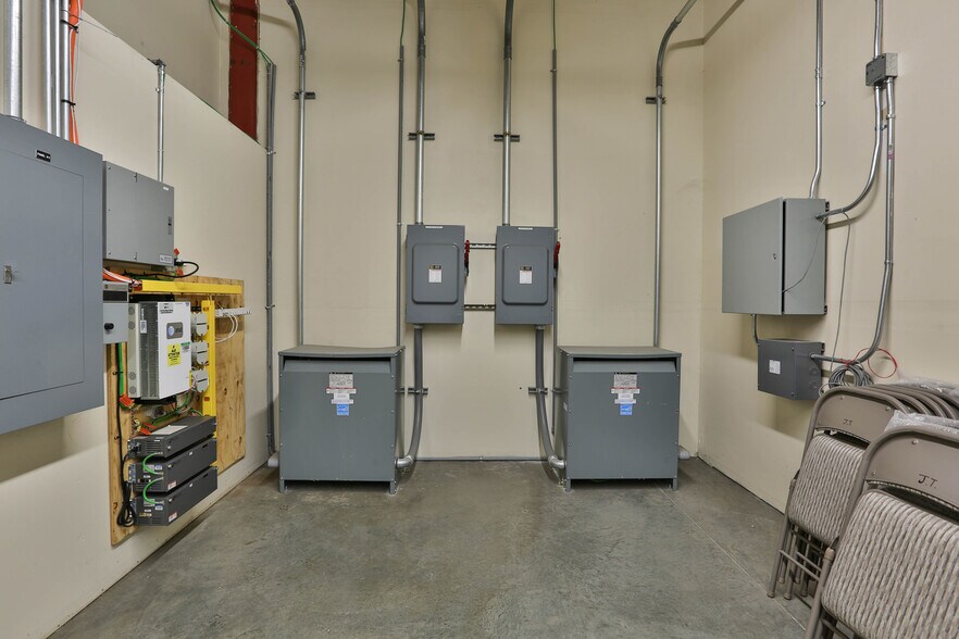 More Photos Of 2077 Gold St, San Jose Office For Lease
