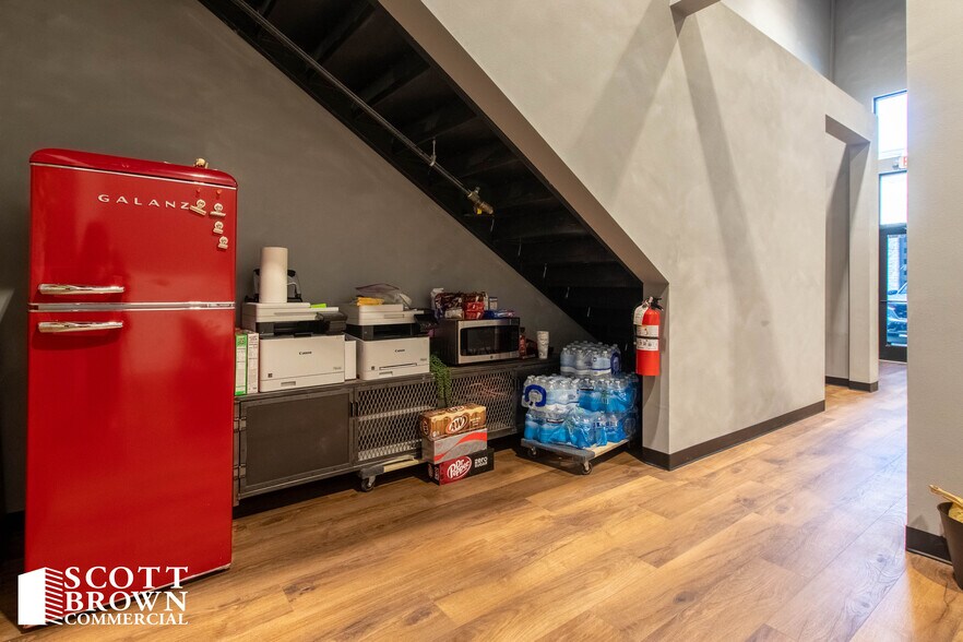More Photos Of 2601 TX-121, Lewisville Light Distribution For Sale