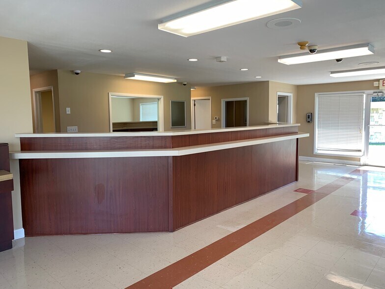 More Photos Of 256 Hospital St, Mocksville Medical For Lease