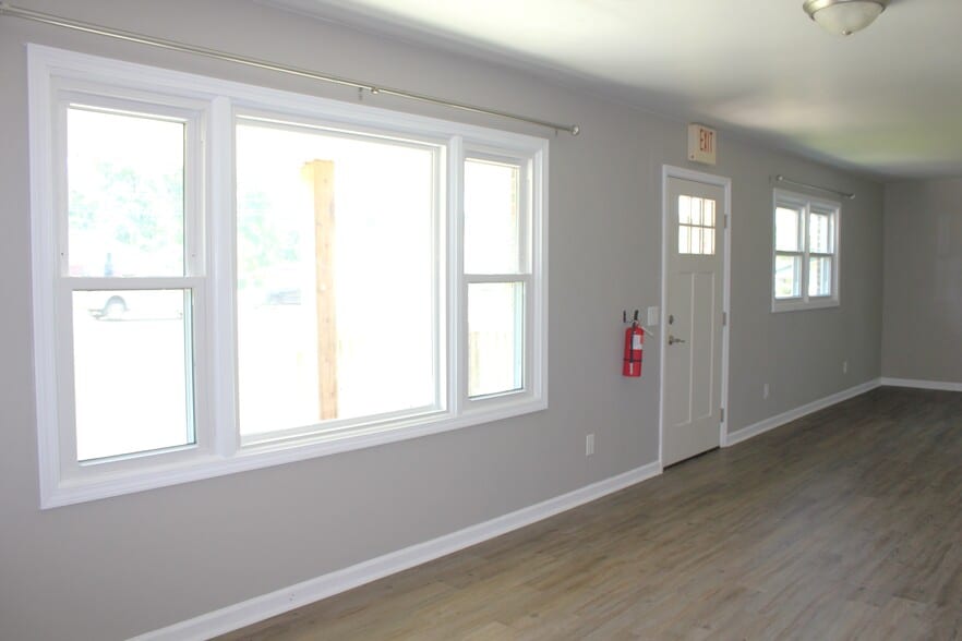 More Photos Of 1402 Rucker Blvd, Enterprise Office For Sale