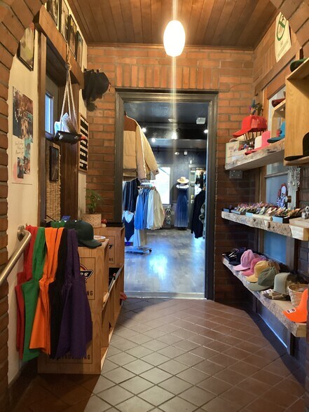 More Photos Of 3542 Lake Tahoe Blvd, South Lake Tahoe Restaurant For Sale